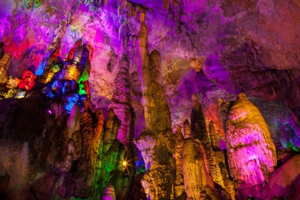 LED燈用于景觀亮化工程的4個獨(dú)特優(yōu)勢